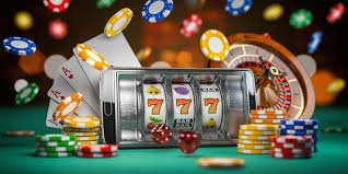 Filipino player browsing slot online games on mobile using free spin